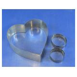 Vintage Metal Heart & Fluted Cookie Cutter Trio