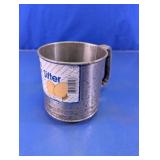 Progressive 5 Cup Flour Sifter
