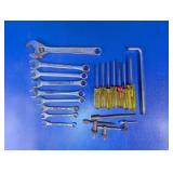 Assorted Hand Tools & Drill Chuck Keys Lot