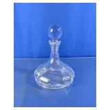 Clear Glass Decanter With Round Stopper