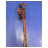 Heavy-Duty Adjustable Pipe Wrench