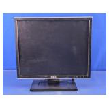 Dell 19" LCD Computer Monitor w/ Stand