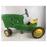 Vintage John Deere Pedal Tractor