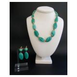 Spanish Verde Espenia Beaded Necklace & Earrings