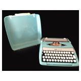 Vintage Smith-Corona Corsair Deluxe Typewriter