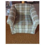 Comfortable Plaid Pattern Armchair