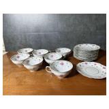 Winterling Germany Heritage Tea Cups and Saucers Set