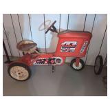 Midwestern Pedal Tractor
