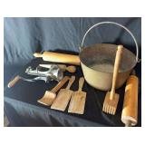 Assorted Kitchen Utensils