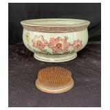 Decomare Floral Bowl with Frog
