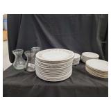 Plates and Bud Vases Set