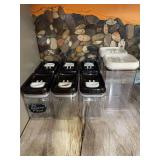 Set of Airtight Food Storage Containers