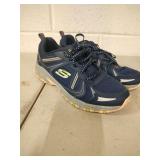 SKECHERS SZ 9 WOMEN