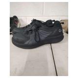 MERRELL SZ 12 EXTRA WIDE STEEL TOE SHOES