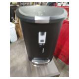 STEP TRASH CAN