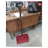 3 SNOW SHOVELS