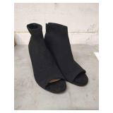 WHITE MOUNTAIN SZ 9M OPEN TOE HEELED BOOTS