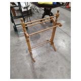 OAK QUILT RACK - 25X15X36