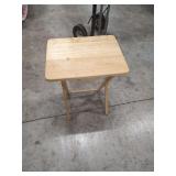 FOLDING TV DINNER TABLE