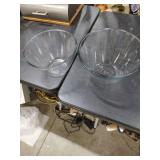 2 ANCHOR HOCKING MIXING BOWLS