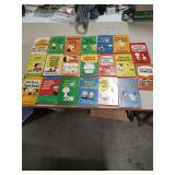 VINTAGE - CHARLIE BROWN BOOKS