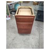 3 DRAWER KITCHEN CABINET 18X25X35