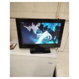 TOSHIBA 26 INCH FLAT SCREEN TV WITH BUILT IN DVD PLAYER - NO REMOTE CONTROL