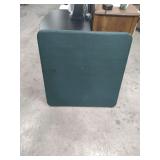FOLDING CARD TABLE