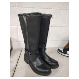 TOTES SZ 10 WOMEN