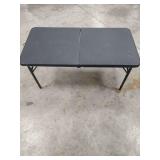40 INCH FOLDING TABLE WITH ADJUSTABLE HEIGHT LEGS