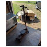 Rolling Floor Jack