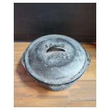 Lodge Cast Iron Dutch Oven with Lid