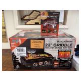 Blackstone 22" Tabletop Griddle with Hood & Breakfast Kit