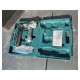 Hitachi N3804AB3(S) Stapler in Case with Accessories
