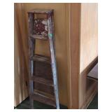 Wooden Step Ladder