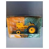 1/16 Scale John Deere 1941-1946 Model "LI" Tractor in Box