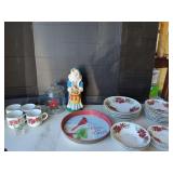 Holiday Decor and Dinnerware Set