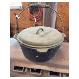 Old Mountain 626 Cast Iron Dutch Oven with Lid