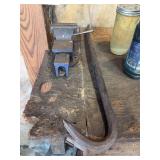 Heavy Duty Hook Bar and Bench Vise