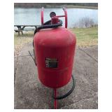 Central Pneumatic 110 Lb. Pressurized Abrasive Blaster