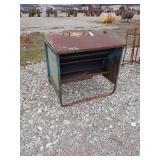 Livestock Feed Bin with Covered Top