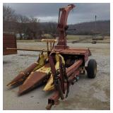 New Holland 718 Corn Chopper