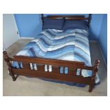 Full Size Wooden Spindle Bed Frame with Bedding