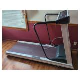 Spirit SR 225 Programmable Treadmill