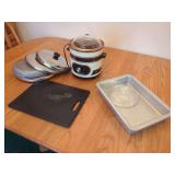 Rival Crock-Pot Slow Cooker with Additional Kitchen Items