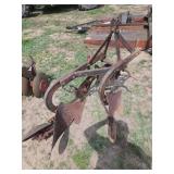 L5- SET OF TWO BOTTOM PLOWS