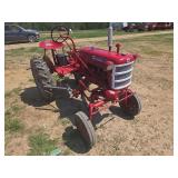 L9- FARMALL CUB TRACTOR