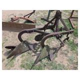 L5- SET OF TWO BOTTOM PLOWS