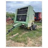 L10- JOHN DEERE 530 ROUND BALER