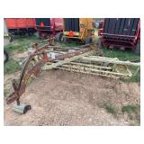 L10- NEW HOLLAND 256 HAY RAKE